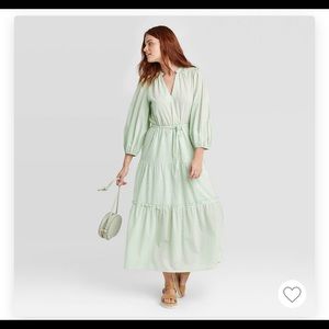 NWT Light green tiered dress